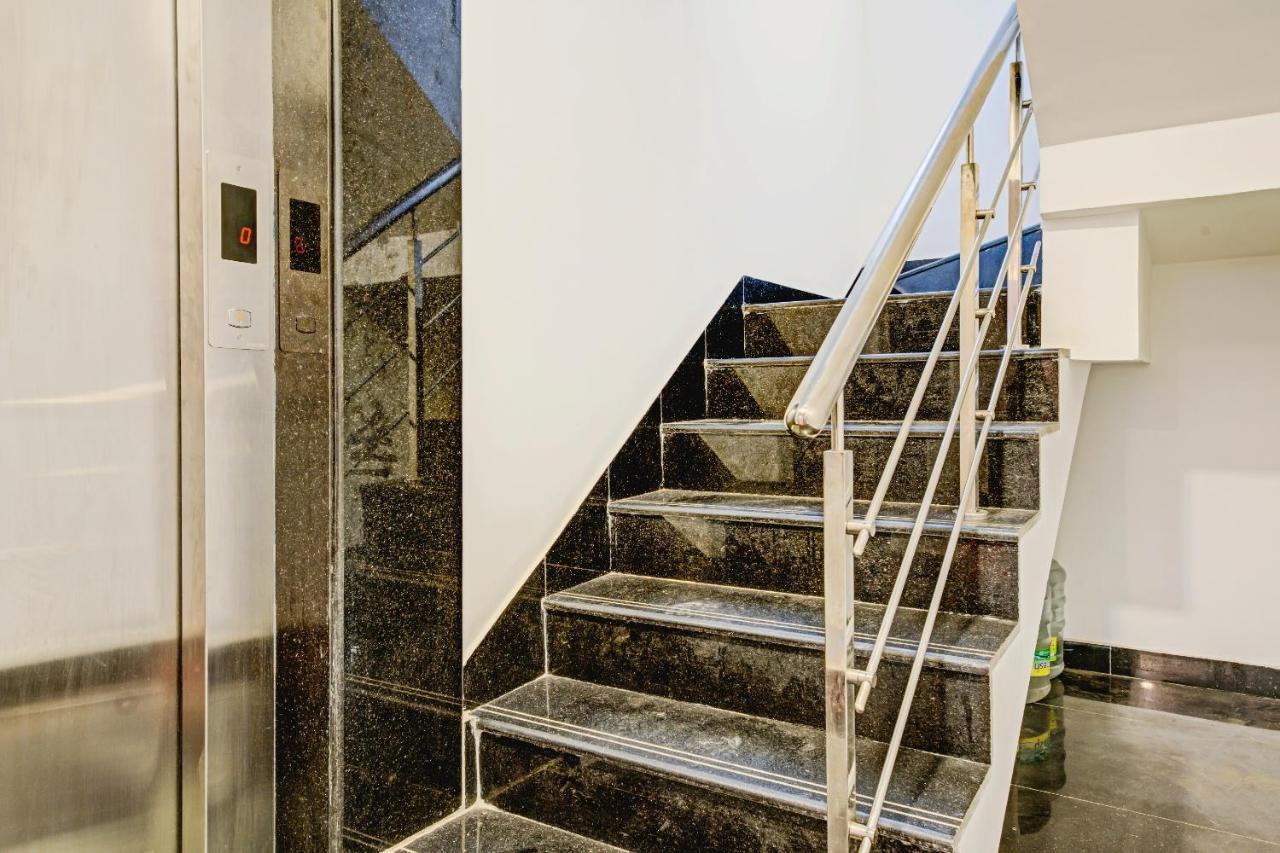 Oyo Townhouse 74871 Thoraipakkam Hotel Chennai Exterior photo
